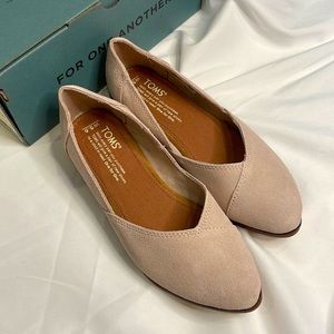 Blush Suede Toms Jutti flat shoe